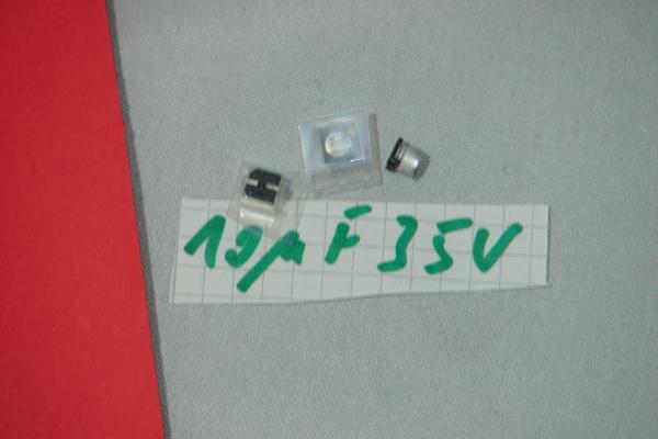 Condensator 10µF 35 Volt