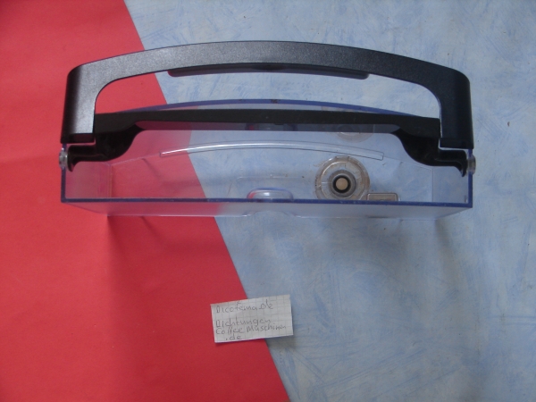 Krups EA8108 Wassertank