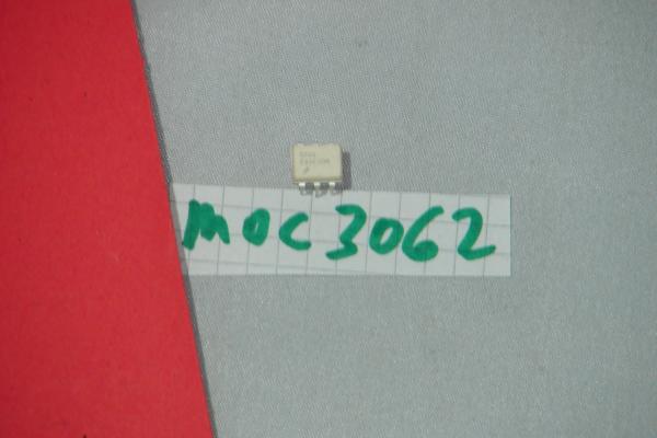 Opto Koppler MOC 3062